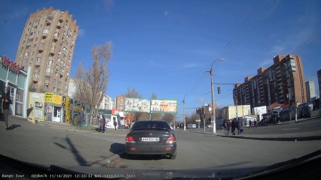 Луганск, кв. Героев Сталинграда, Ленинского Комсомола. 2021/11/14