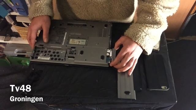 HOW TO UPGRADE THE DELL D630 HARD-DISK - EASY AND FAST 2016 смотреть онлайн