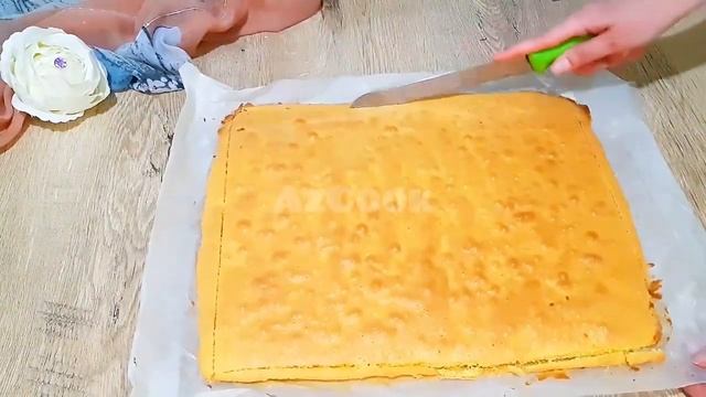 ИЗ САМЫХ ПРОСТЫХ ИНГРЕДИЕНТОВ🔝 ВКУСНЫЙ, ДОМАШНИЙ ТОРТИК🎂 смотреть онлайн