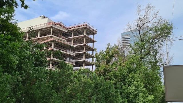 Visiting Almaty in June-July смотреть онлайн