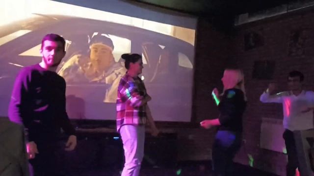 Пошла жара 🥵💥 смотреть онлайн