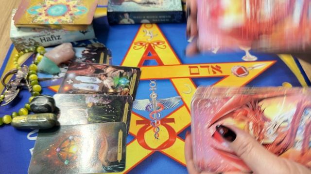 Ваше ФОТО носили к мастеру И ШОКИРОВАНЫ ПРЕДСКАЗАНИЕМ! #тарорасклад#таро