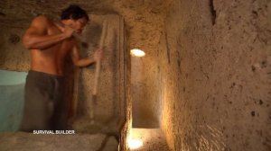 Два Индуса Роют яму в горе и строят потрясающую квартиру под землей (документальный сериал)