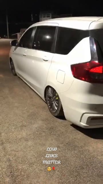 Inganekwane Bagged Toyota Rumion now sitting on stock wheels#lowlivesmatter 🥺🔥🙌 смотреть онлайн