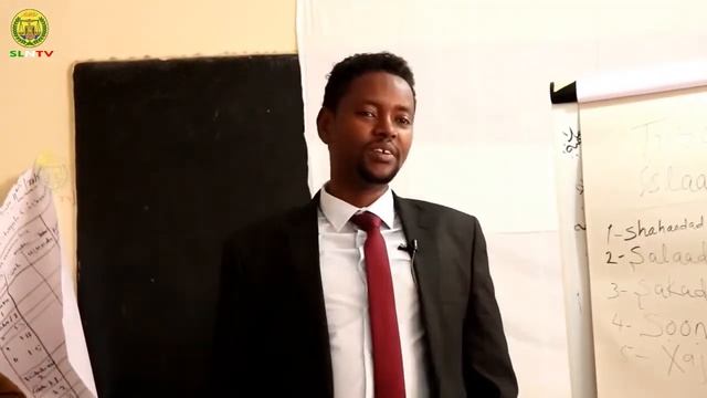 Agaasimaha Guud Ee W Waxbarashada Oo Tababer U Soo Xidhay Macalimiinta Barnaamijka Shaqo Qaran смотреть онлайн