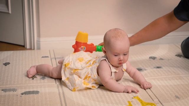 РАЗВИВАЮЩИЕ ИГРЫ для малышей от 3 до 6 месяцев. Развитие младенца до года