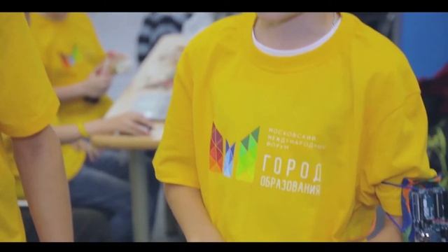 Школьный IoT-хакатон —Проект: система контроля индикаторов здоровья смотреть онлайн