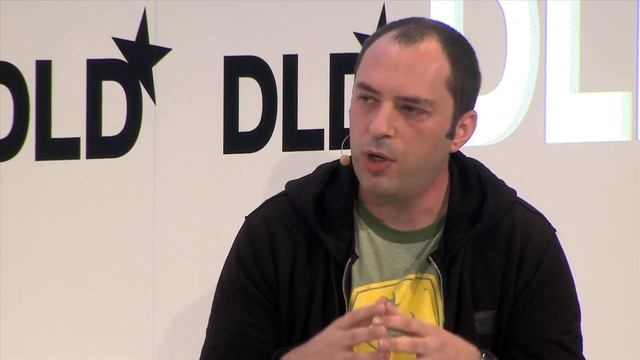 Highlights - What's Up WhatsApp? (Jan Koum, Co-Founder and CEO at WhatsApp & David Rowan) | DLD14 смотреть онлайн