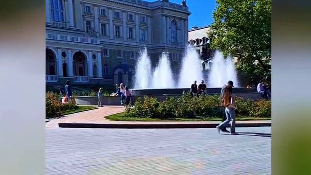 Как живет Одесса сегодня • Обстановка на улицах города смотреть онлайн