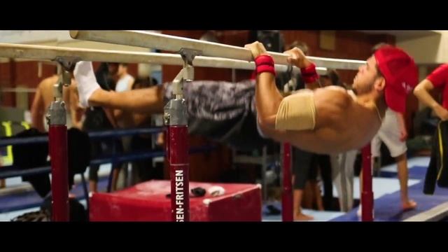 Street Workout: Bulgarian Static Beasts смотреть онлайн