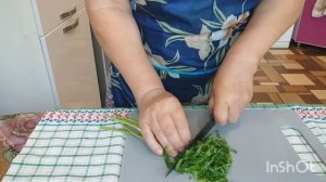 Аппетитные пирожки со щавелем. Очень вкусные.