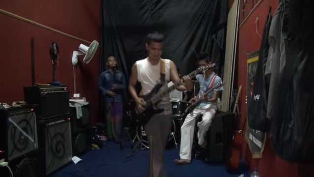 SUPERMAN - lucky laki (cover punokawan) смотреть онлайн