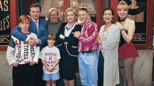 Сериал Дежурная аптека - 1 сезон 13 серия / Farmacia de guardia