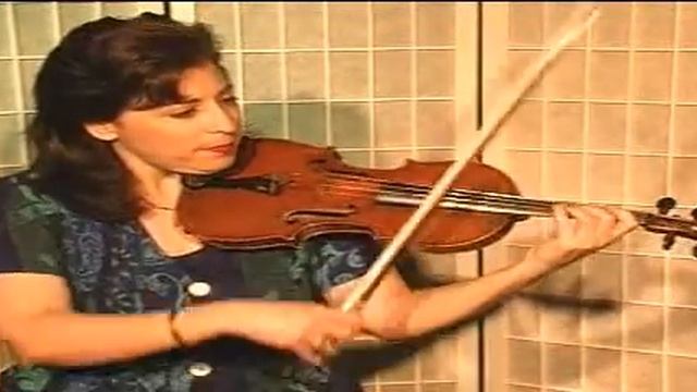 Violin Lesson - Theory - F# minor melodic scale смотреть онлайн