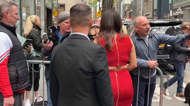 Priyanka Chopra wows the crowd in NYC! #priyankachopra #priyanka #fashion #citadel #trending смотреть онлайн