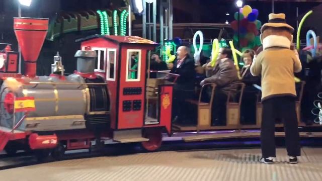 TREN VALENCIA - Feria Mislata. Los peques se van de marcha en el tren de la bruja. смотреть онлайн