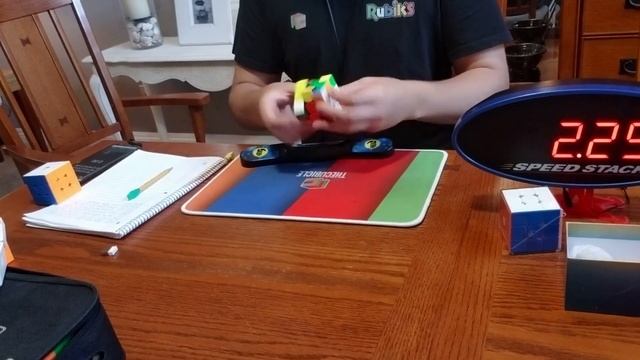 (5.40) ao100 Rubik's Cube session смотреть онлайн