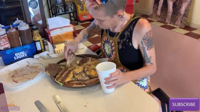 CHUBBY’S BBQ 8 LB AVALANCHE BURGER CHALLENGE! ABSOLUTELY MASSIVE! MARKIPLIER MASSIVE! DESTROYED 💥💥