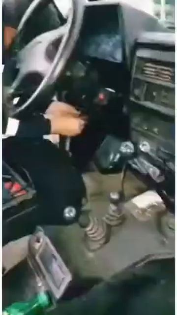 Помощь от волонтёров Колледжа транспорта смотреть онлайн