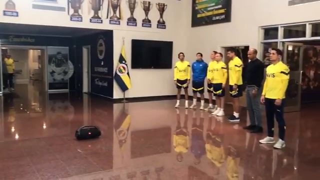 Fenerbahçe teknik direktörü Jorge Jesus'tan Ata'ya saygı смотреть онлайн