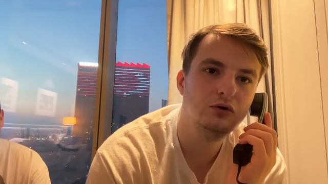 Злой разговаривает на английском (ft. Эвелон, Костыч) смотреть онлайн