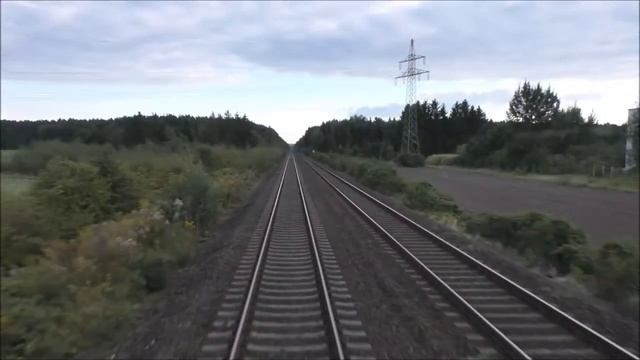 Вид с последнего вагона./ALEX.Bahnstrecke zwischen Regensburg & Schwandorf смотреть онлайн