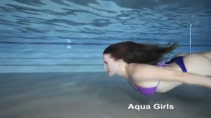 Подводное плавание девушки