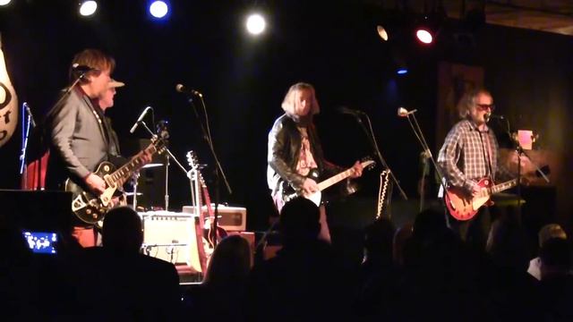 The Minus 5::: BLUE RICKENBACKER @ The Fabulous 40 Watt 1-10-17 смотреть онлайн