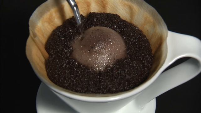 06 Brewing coffee drip 5min смотреть онлайн