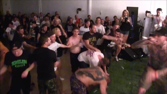Risk It | Live @ European Hardcore Pool Party (Full Live Set HD) 11.09.2015 смотреть онлайн