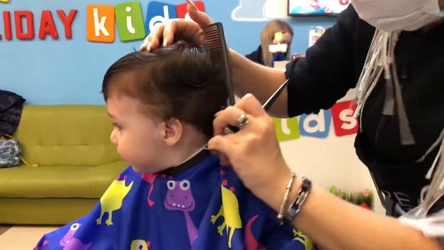 Модная стрижка Генри смотреть онлайн