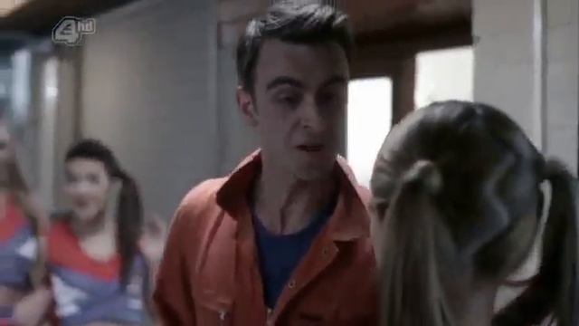 Руди и черлидерши