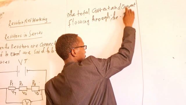 FORM 3 / PHYSICS / RESISTOR NETWORKING  / LECTURER: MOHAMED (ERYAL)