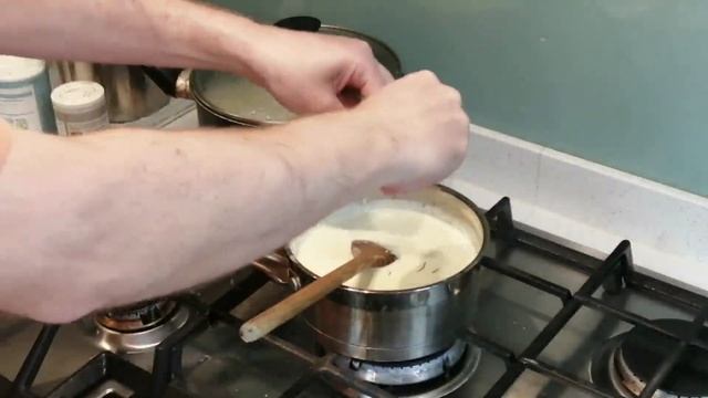 Creamy Fish Pie with spinach (奶油魚餡餅) смотреть онлайн
