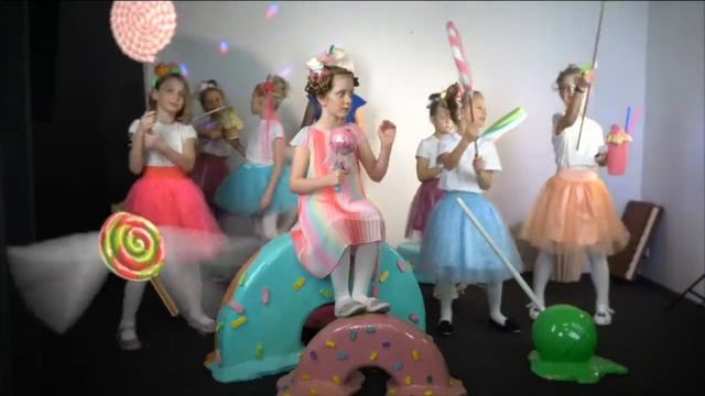 Кило печенья Клип обними кита смотреть онлайн