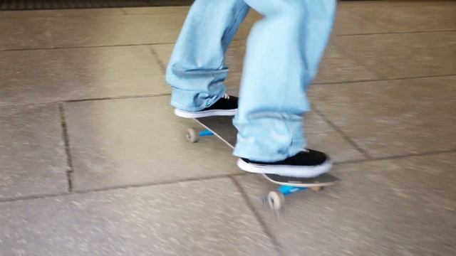Sesher King Of the Hill - Week 114 - FS Bigspin to switch 50-50 смотреть онлайн