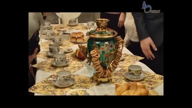 Красотки и красавцы из Германии посетили кингисеппскую гимназию. Ореол смотреть онлайн