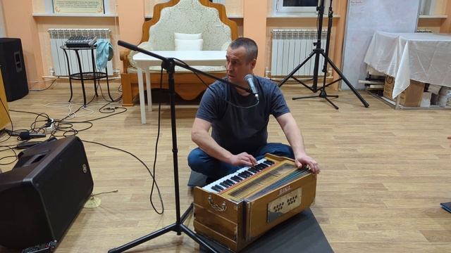 Гаура Пурнима Владимир киртан смотреть онлайн