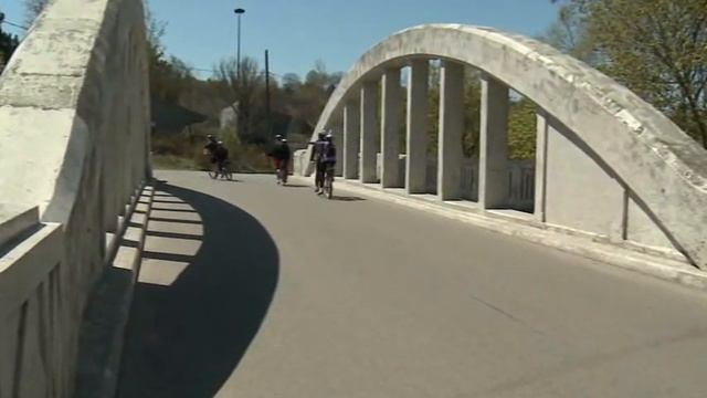 TRAILBLAZERS Tandem Cycling Club.wmv смотреть онлайн