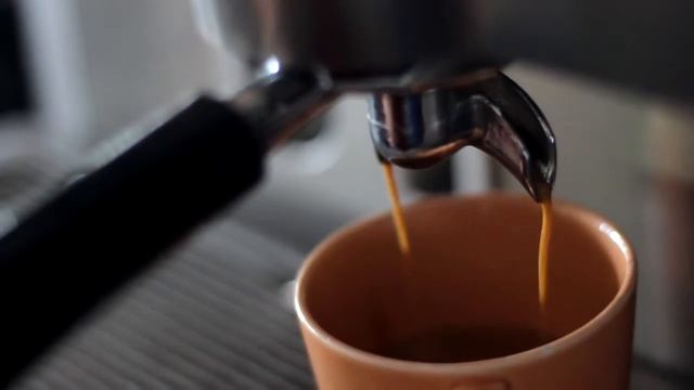 Hot Cappucino?Watch This... смотреть онлайн