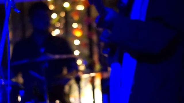 HE/E - จิต [LIVE@Back To The Future Udon]