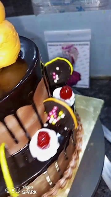 Black & Brown Choclate #birthdaycake #viralvideo смотреть онлайн