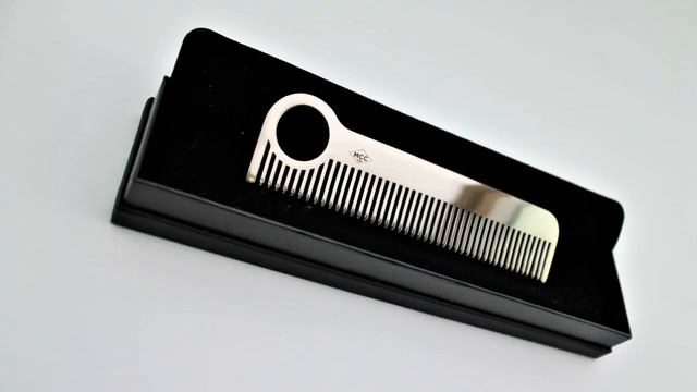 MCC Twist - Hand Made Stainless Steel Comb by The Metal Comb Company смотреть онлайн