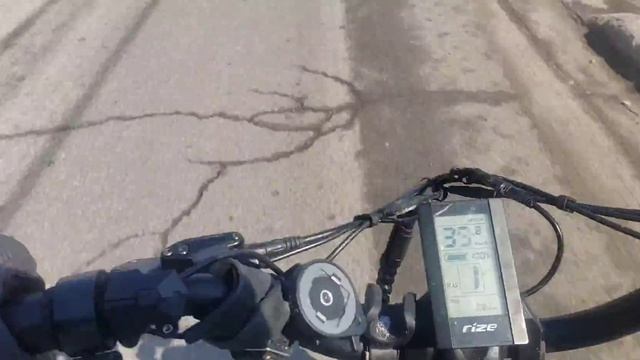 Bulletproof with the proof! RIZE BIKES BLADE, so many km still so smooth. RSC Life on two wheels RS смотреть онлайн