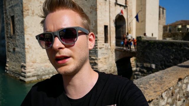 S1 - E6 Sirmione, the pearl of the Lake Garda смотреть онлайн