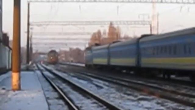 ЧС4-047 отправляется со станции Бахмач-Пасс.