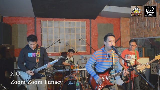 XO (Live at The Shop Recording Studio) смотреть онлайн