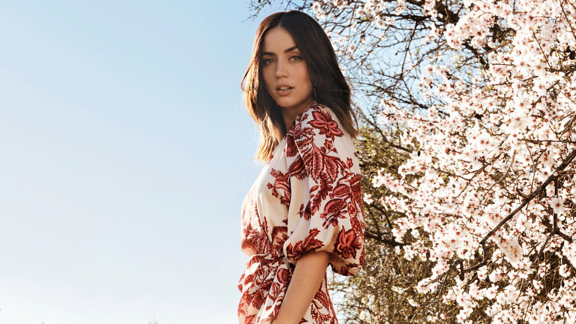 Joe Esposito - Lady, Lady, Lady (Ana De Armas)