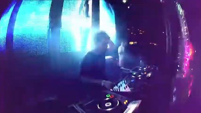 Hardwell Cobra (Official Teaser) смотреть онлайн