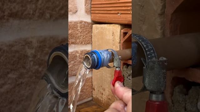 Переходник на полив из подручных средств смотреть онлайн